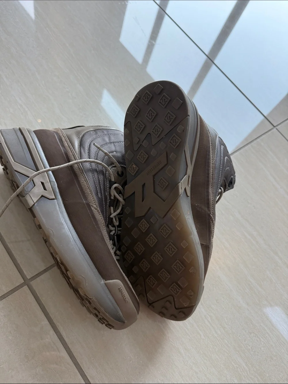 Represent Men's Brown High-Top Sneakers
